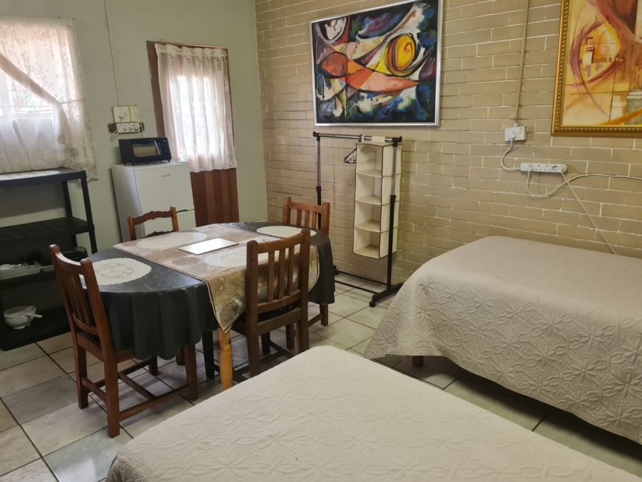 7 Bedroom Property for Sale in Generaal De Wet Free State